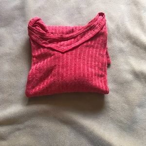 Three-quarter sleeve shirt